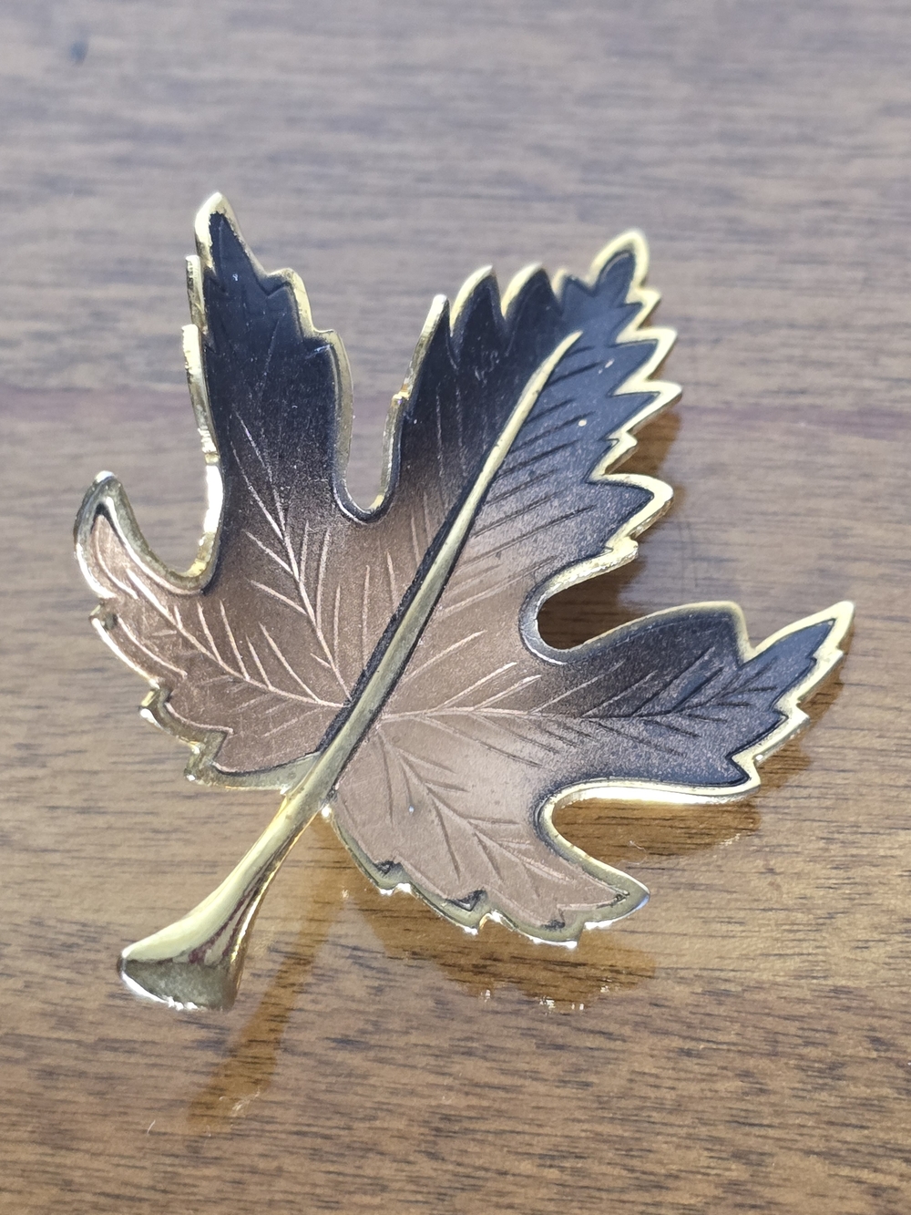 Vintage Gold-Tone Maple Leaf Brooch with Brown and Black Accents